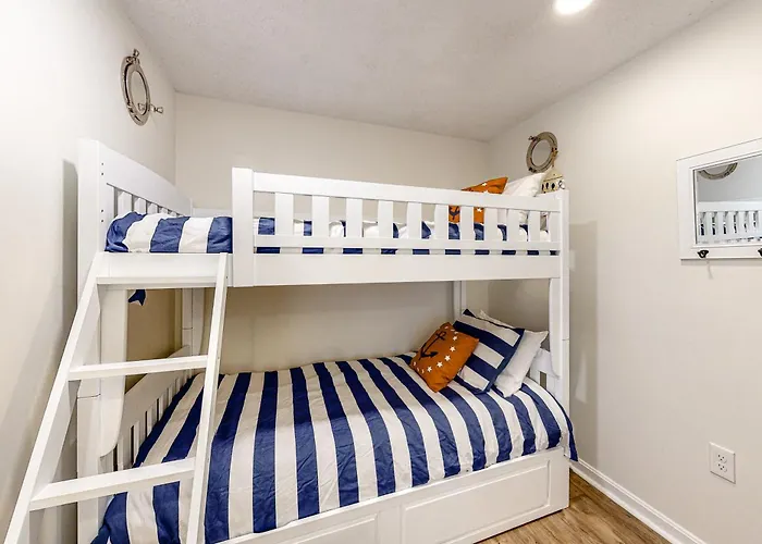 Dollar Ii 203 Apartment *